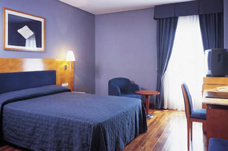 Hotel Nh Ciudad De Cuenca Cuenca  Pokoj fotografie